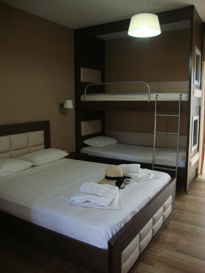 House Akis New Sarti Apartment Exterior photo